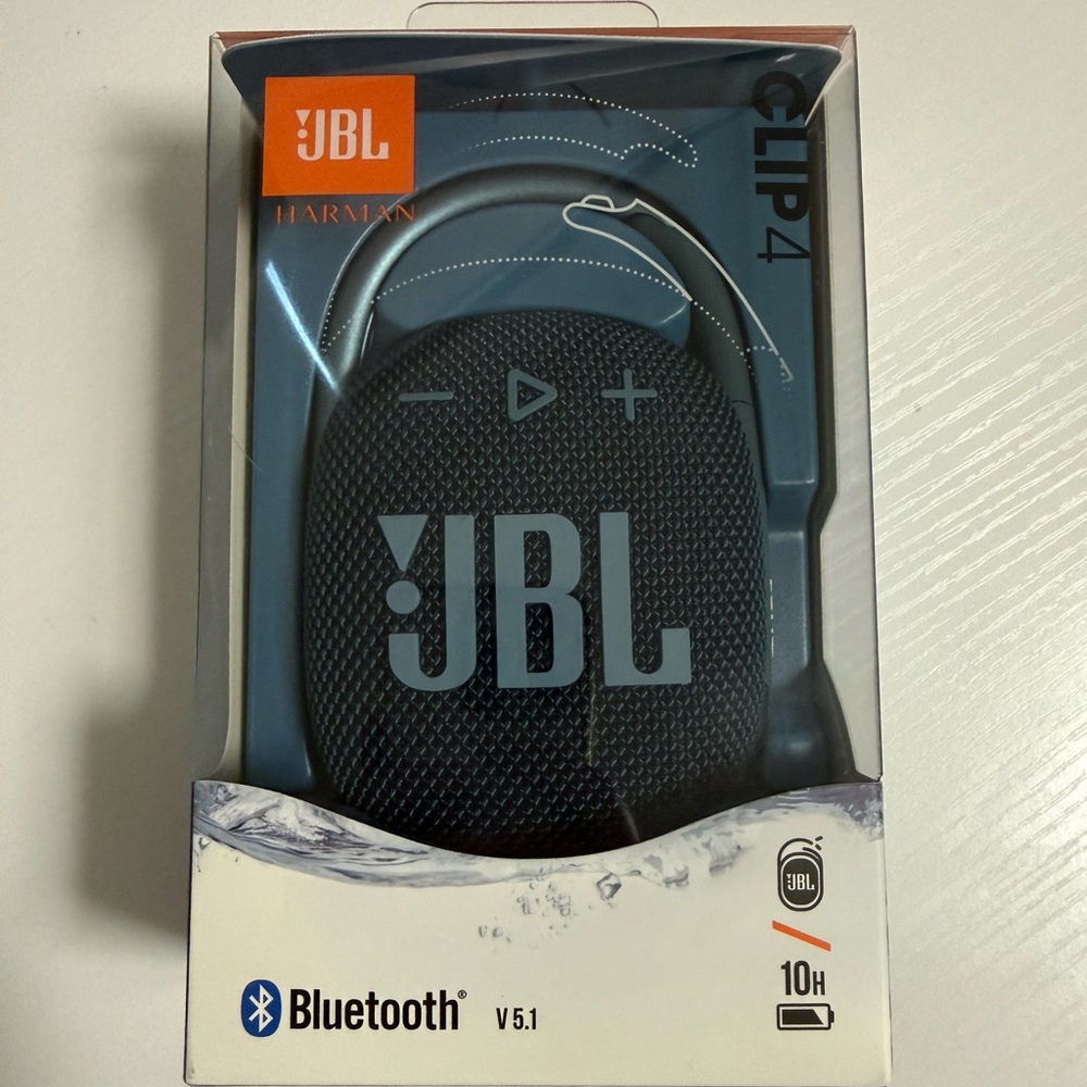 JBL Clip 4 Bluetooth Speaker - Blue